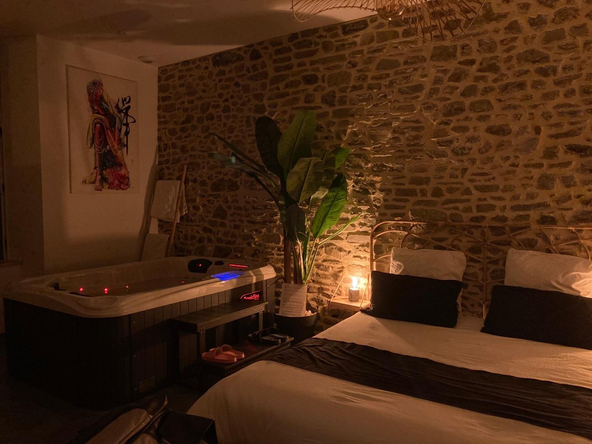 La Douce Nuit Lejlighed Fougères Eksteriør billede
